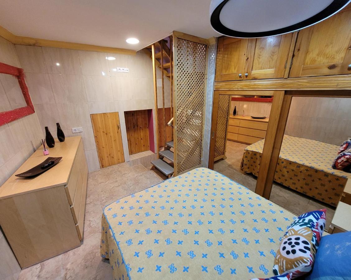Alojamientos Momi Loft คอร์ราเลโฮ ภายนอก รูปภาพ